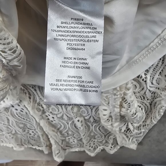 Almost Famous Womens Lace High-Low Dress With Cap Sleeves Size M Cream/White Nyl - Picture 5 of 6